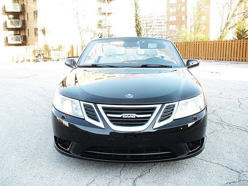 Used 2009 Saab 9-3 2.0T w/ Cold Weather Package FWD image 8