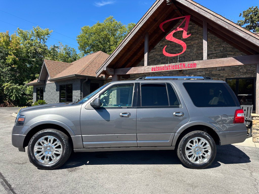 Used 2014 Ford Expedition Limited w/ Equipment Group 301A RWD image 2