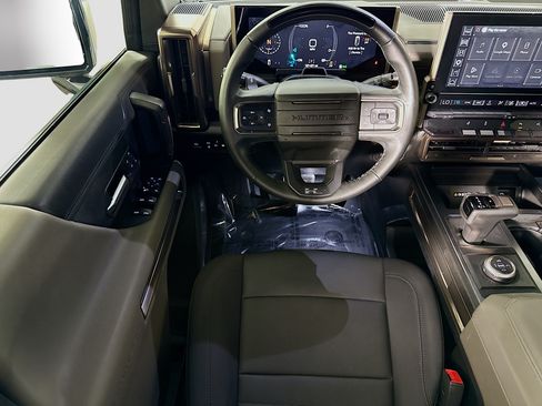 Used 2024 GMC Hummer EV 2X w/ LPO, Illumination Package AWD/4WD image 25