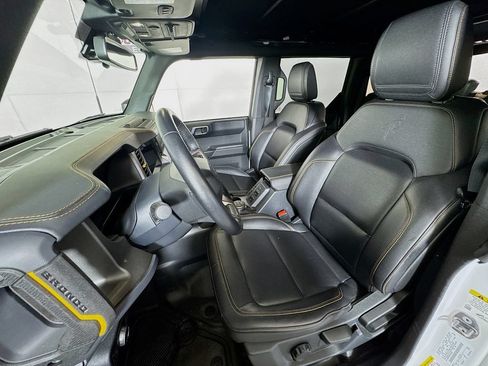 Used 2024 Ford Bronco Badlands AWD/4WD image 21
