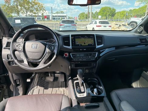 Used 2018 Honda Ridgeline Black Edition image 18