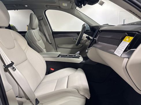 New 2026 Volvo XC90 T8 Ultra w/ Protection Package Premier image 29