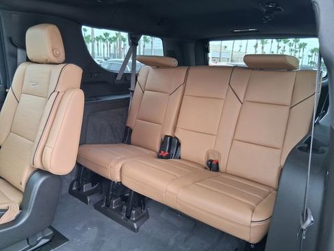 New 2026 Cadillac Escalade ESV Luxury RWD image 26