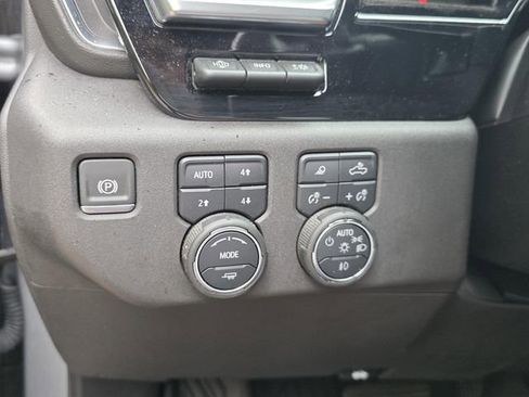 Used 2024 Chevrolet Silverado 1500 LTZ w/ Technology Package AWD/4WD image 36