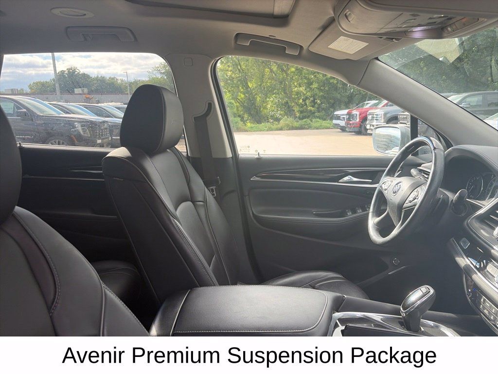 Used 2019 Buick Enclave Avenir w/ Avenir Technology Package AWD/4WD image 15