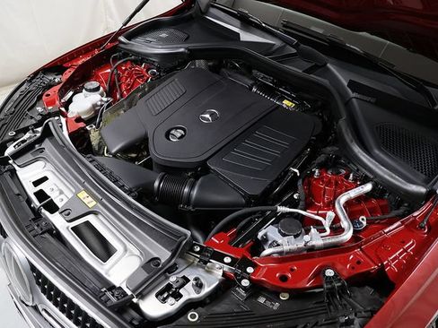 Certified 2026 Mercedes-Benz GLC 300 4MATIC image 38