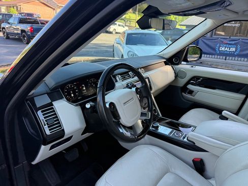 Used 2018 Land Rover Range Rover Supercharged AWD/4WD image 48