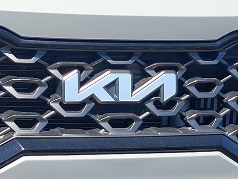 Certified 2023 Kia Sorento X-Line EX AWD/4WD image 28