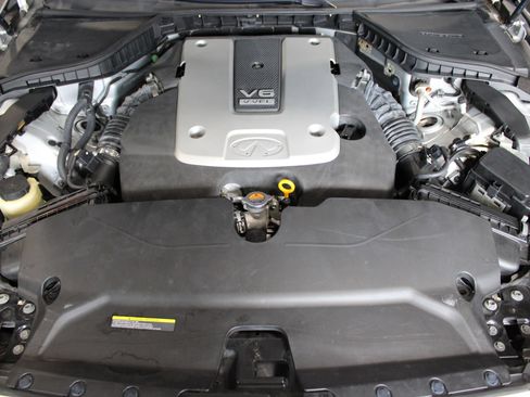 Used 2015 INFINITI Q50 Premium w/ Navigation Package RWD image 32