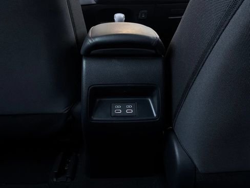 Used 2023 Toyota Corolla SE FWD image 12