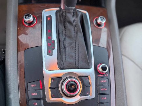 Used 2013 Audi Q7 3.0T Premium Plus image 12