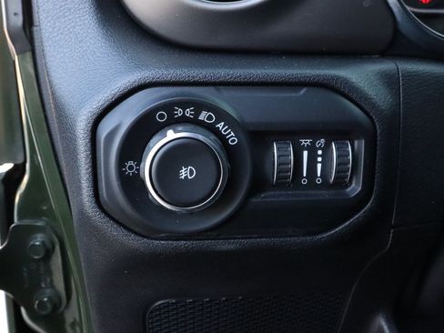 Used 2020 Jeep Wrangler Unlimited Sport S AWD/4WD image 18