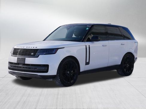 Used 2024 Land Rover Range Rover SE image 3