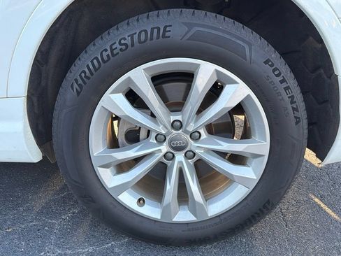 Used 2019 Audi Q7 2.0T Premium w/ Cold Weather Package AWD/4WD image 27