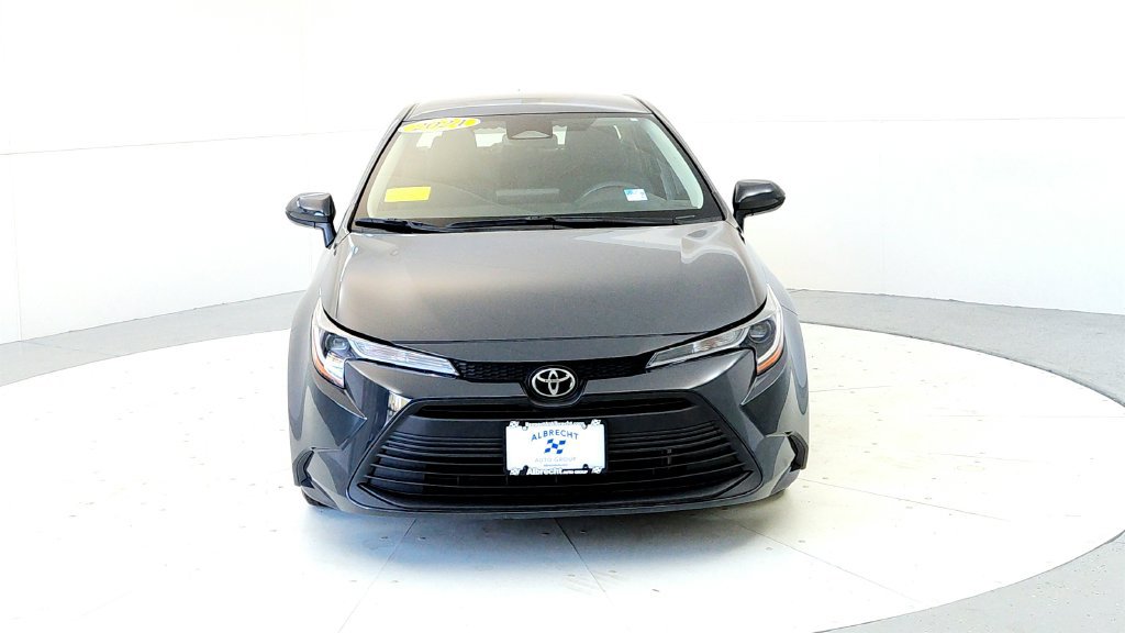Used 2024 Toyota Corolla LE FWD image 8