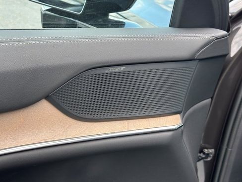 New 2025 Volvo EX90 Plus image 19