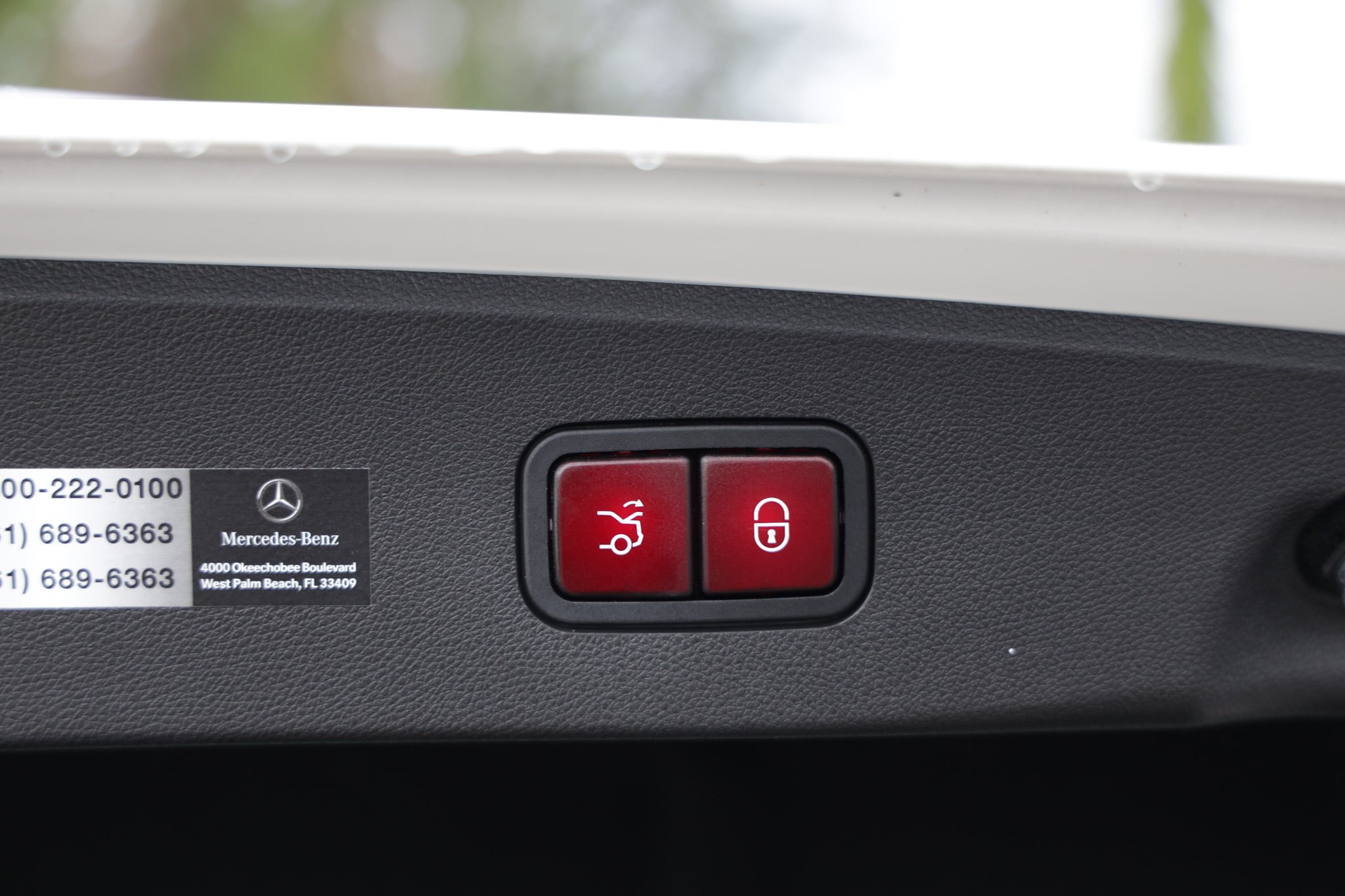 Used 2016 Mercedes-Benz E 350 Sedan w/ Premium Package image 29