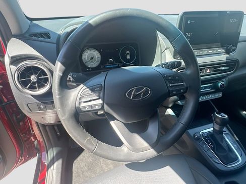 Used 2022 Hyundai Kona Limited image 11