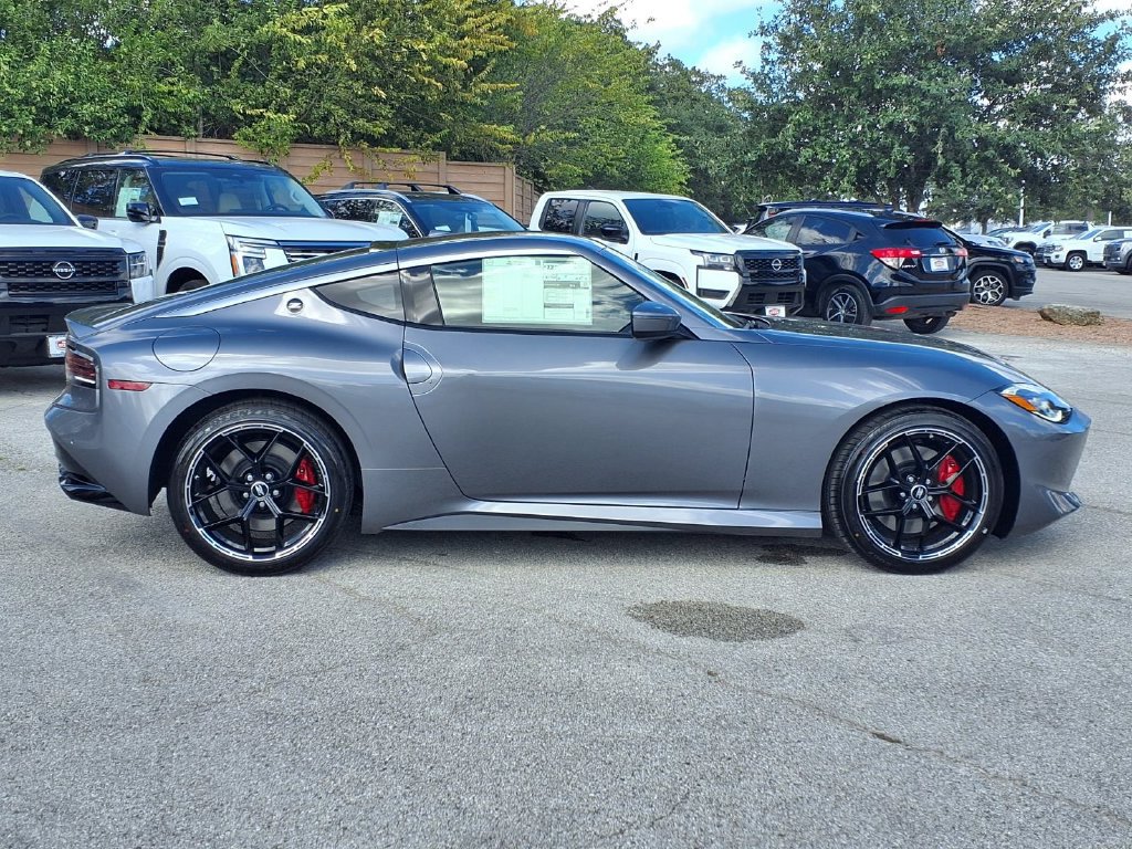 New 2027 Nissan Z Performance RWD image 4