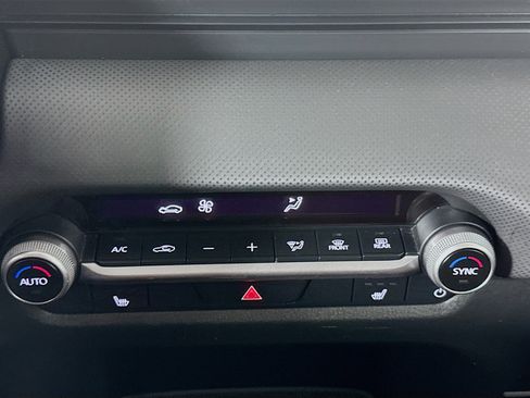 Used 2024 MAZDA CX-50 AWD 2.5 S w/ Preferred Package image 24