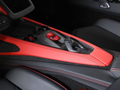 Used 2024 Lamborghini Revuelto image 14
