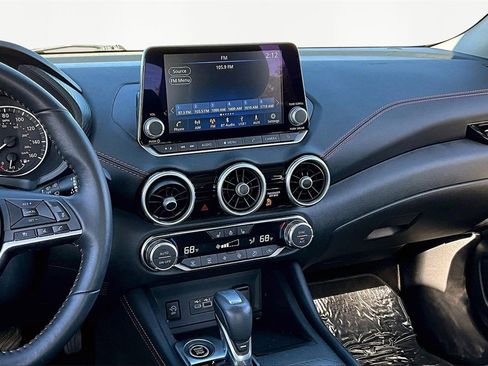 Used 2024 Nissan Sentra SR w/ SR Premium Package image 6