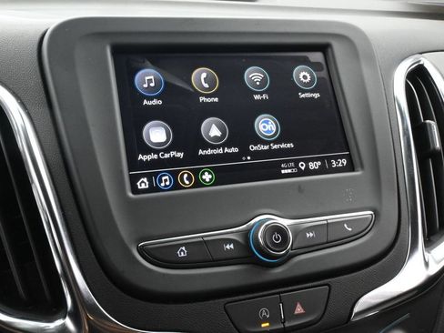 Used 2024 Chevrolet Equinox LT FWD image 19