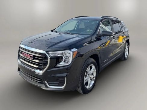 Used 2022 GMC Terrain SLE w/ Driver Convenience Package AWD/4WD image 3