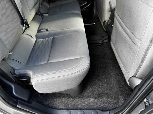 Used 2023 Nissan Frontier SV w/ Technology Package image 46