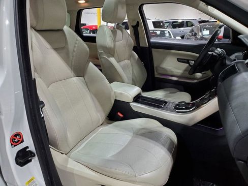 Used 2017 Land Rover Range Rover Evoque HSE image 15