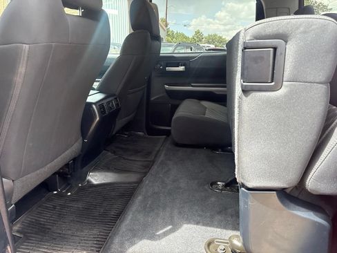 Used 2018 Toyota Tundra SR5 w/ SR5 Upgrade Package AWD/4WD image 33