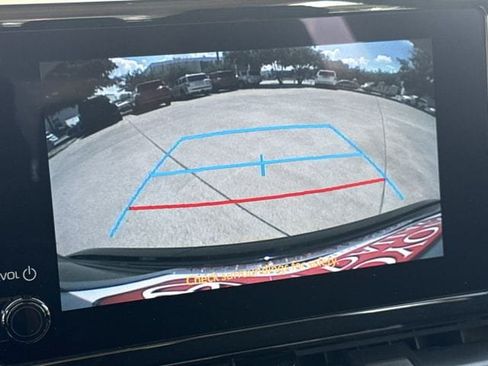 Used 2025 Toyota Corolla LE FWD image 18