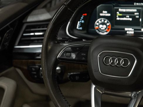 Used 2017 Audi Q7 3.0T Prestige w/ Prestige Package image 18