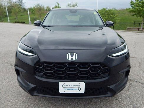Used 2024 Honda HR-V LX image 9