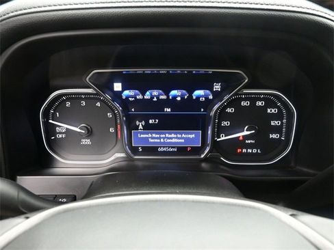 Used 2019 GMC Sierra 1500 AT4 w/ AT4 Premium Package image 11