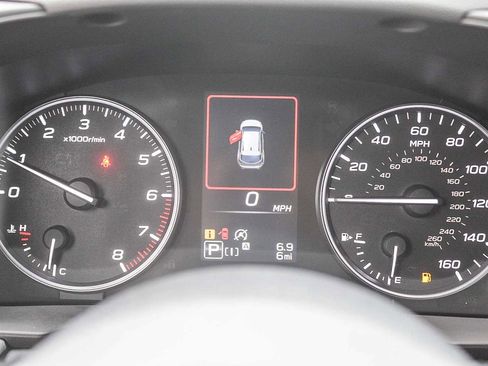 New 2025 Subaru Crosstrek 2.0i Premium image 21