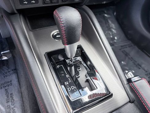 Used 2025 Mitsubishi Outlander Sport LE AWD/4WD image 22