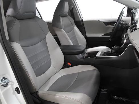 Used 2020 Toyota RAV4 Limited w/ Limited Grade Weather Package image 17