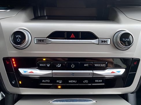 Used 2023 Ford Explorer XLT w/ Equipment Group 202A image 48