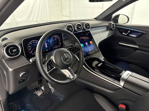 Certified 2025 Mercedes-Benz GLC 350e 4MATIC image 4