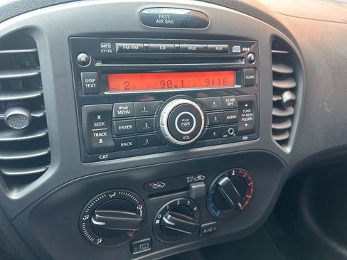 Used 2014 Nissan Juke S AWD/4WD image 12