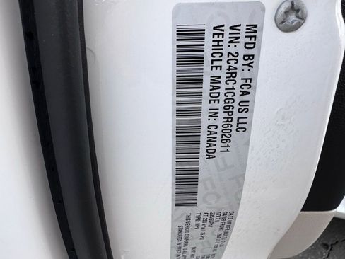 Used 2023 Chrysler Voyager LX image 45