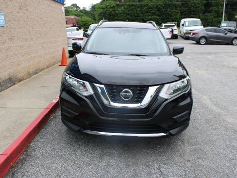Used 2019 Nissan Rogue SV AWD/4WD image 2
