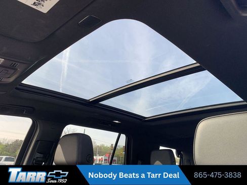 Used 2022 Chevrolet Tahoe RST w/ Luxury Package image 16