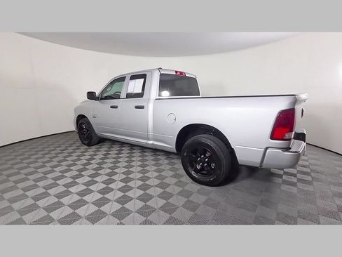 Used 2019 RAM 1500 Express RWD image 44