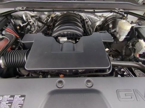 Certified 2018 GMC Yukon SLE w/ Convenience Package image 32