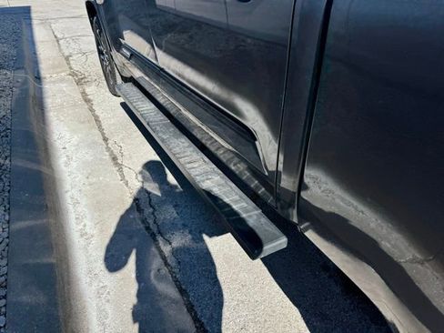 Certified 2022 Toyota Tundra Platinum image 40