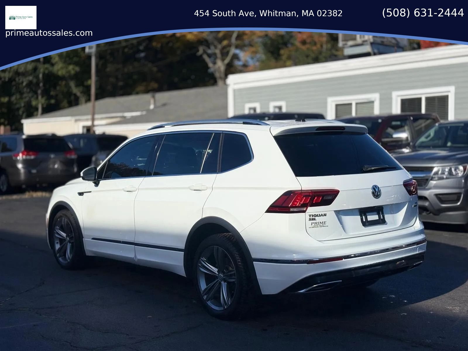 Used 2018 Volkswagen Tiguan SEL w/ R-Line Package AWD/4WD image 31