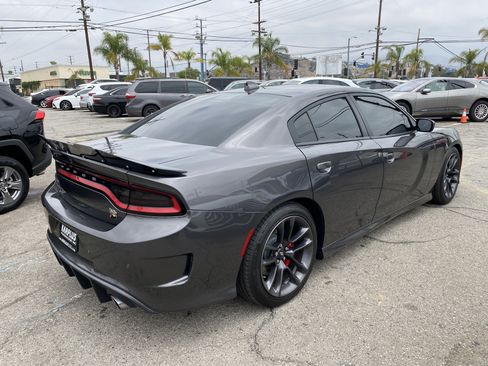Used 2020 Dodge Charger Scat Pack RWD image 7
