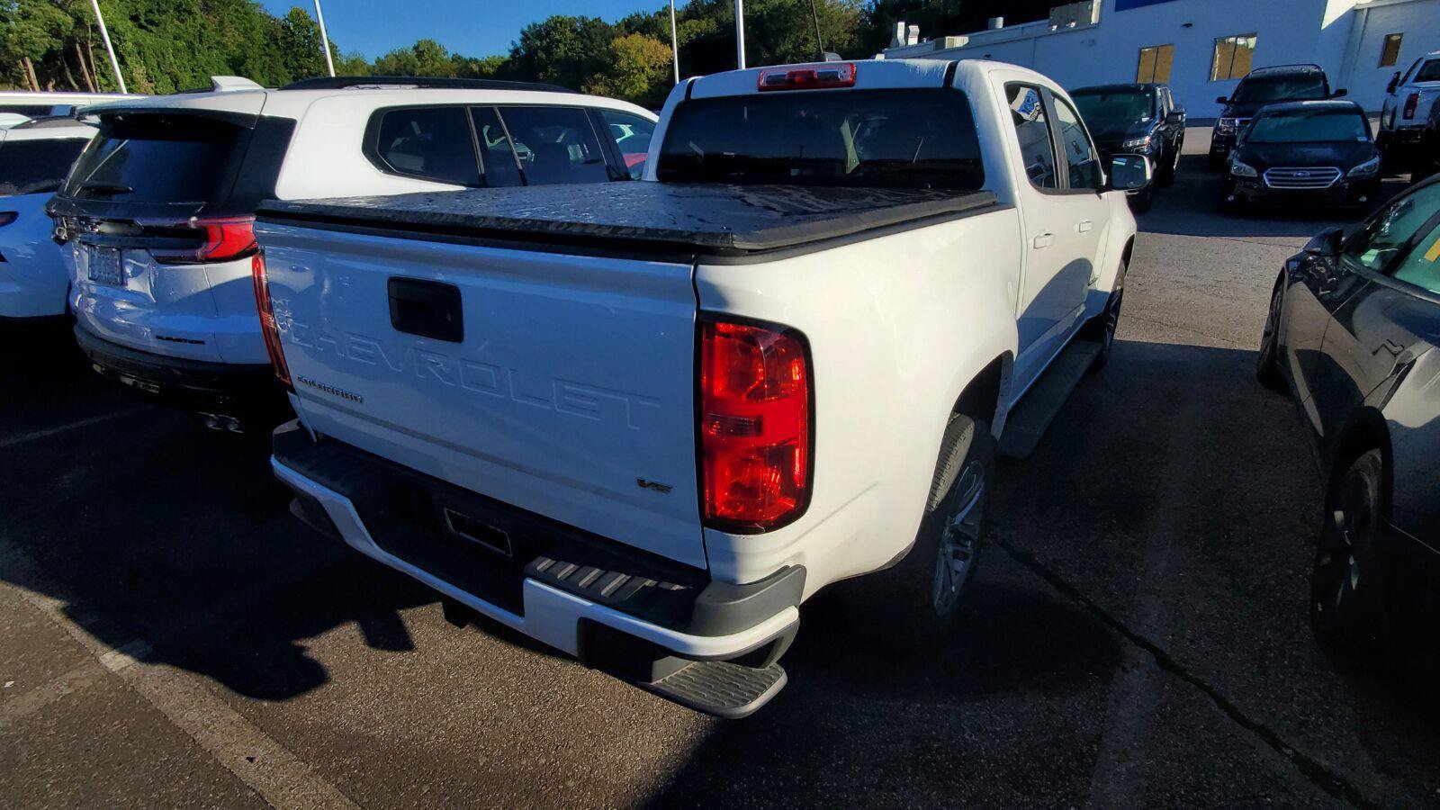 Used 2022 Chevrolet Colorado W/T w/ Custom Special Edition RWD image 9